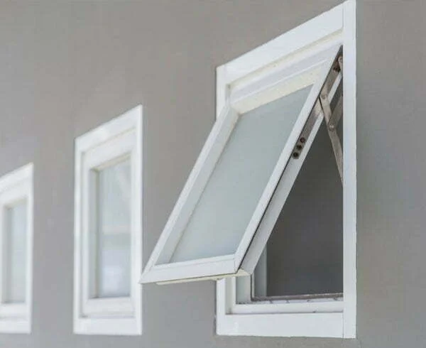پنجره دوجداره بازشو کلنگی UPVC